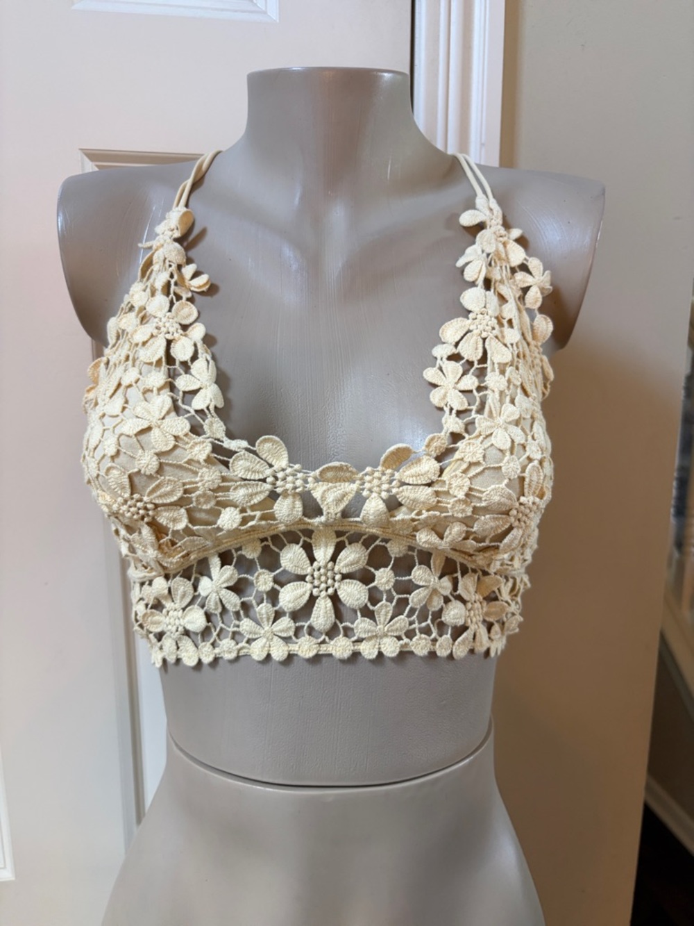 Free People Intimately light yellow Crocheted Floral Bralette, med